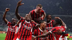 AC Milan đánh bại Inter Milan 3-0, lần đầu vào chung kết Coppa Italia sau 21 năm